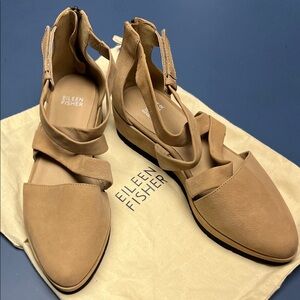 Eileen Fisher Women's Beige/Tan wedges